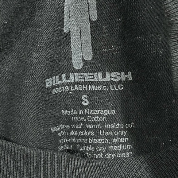 Billie Eilish 2019 Black Neon Car Flames Long Sleeve Tour Tee Shirt Adult Small - Picture 7 of 7